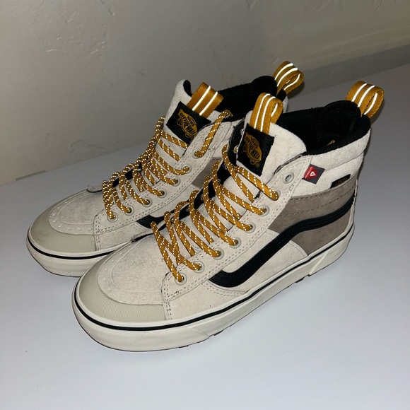 Vans Shoes - Vans High-Top Winter Boots - Cream, Black, Gold
